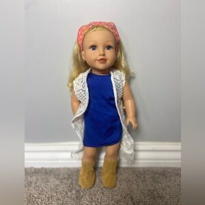 🧺18” Boho style Doll💙
